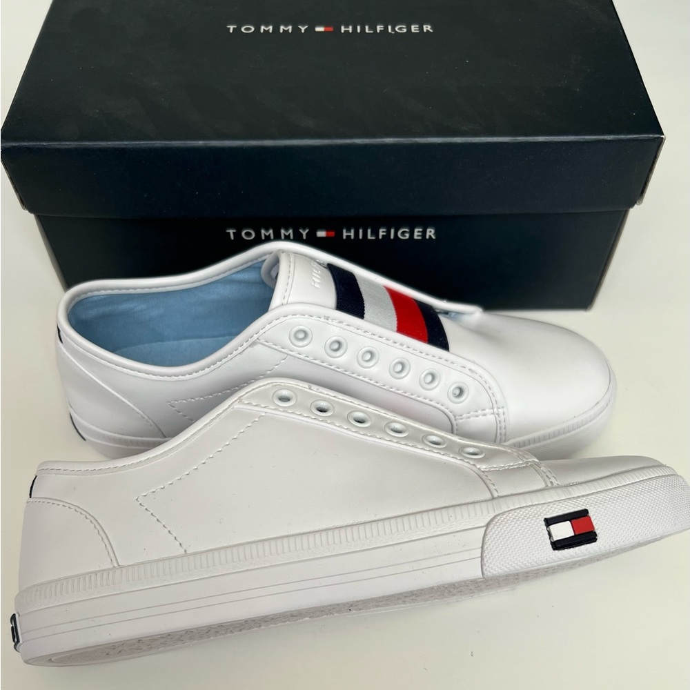 Tommy Hilfiger Women's Anni Slip-On Sneaker